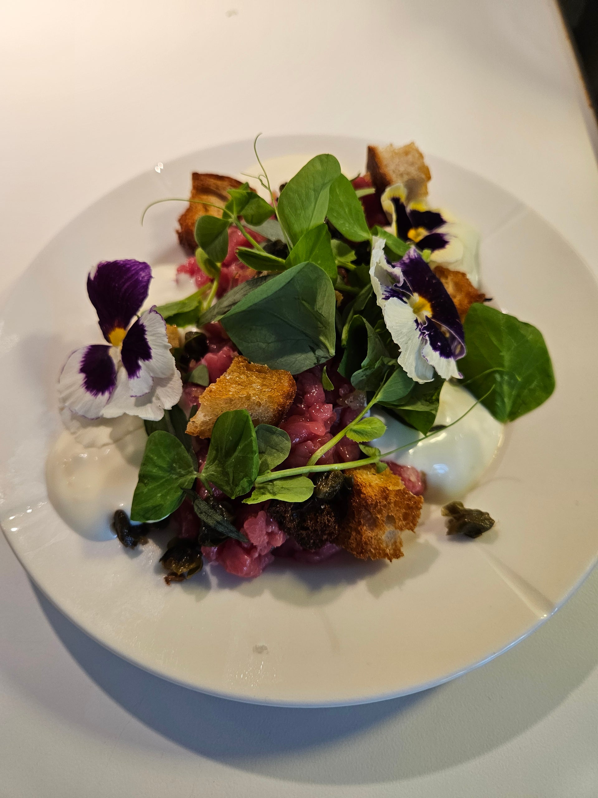 Sommertatar med saltsyltet citron
